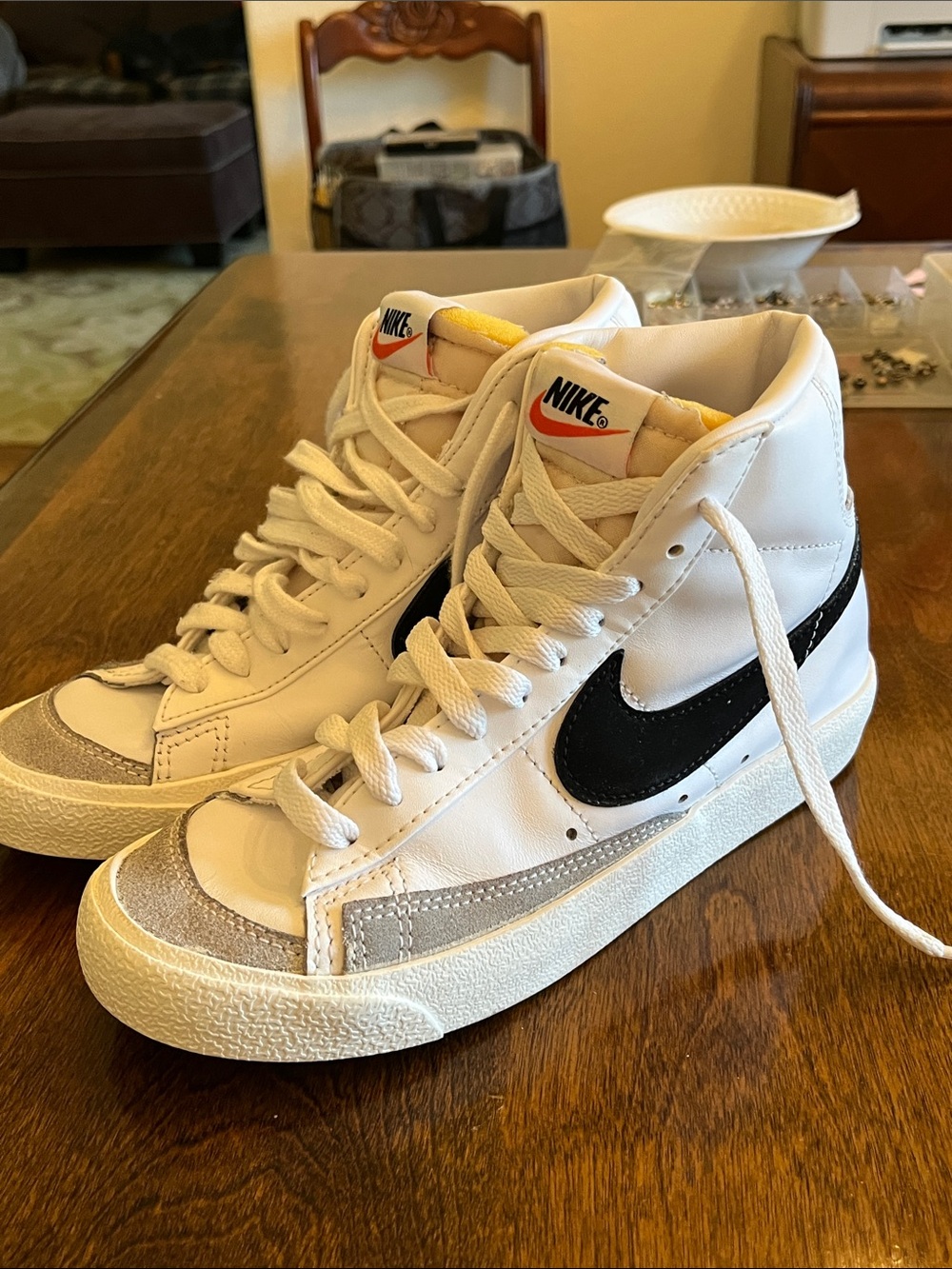 Nike blazer mid-77 sneakers Size 6